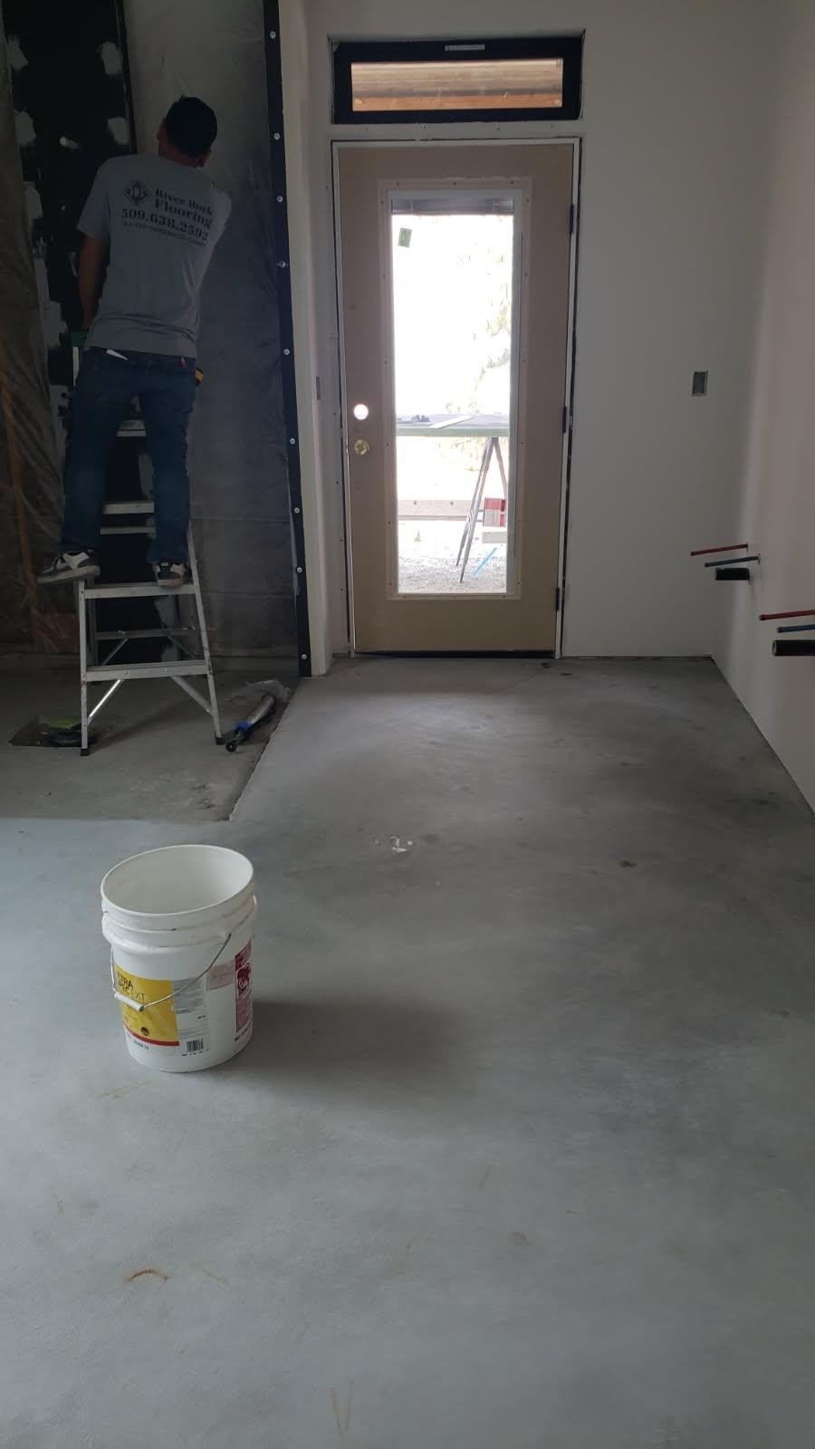 River Rock Flooring installer working on site in Wenatchee WA